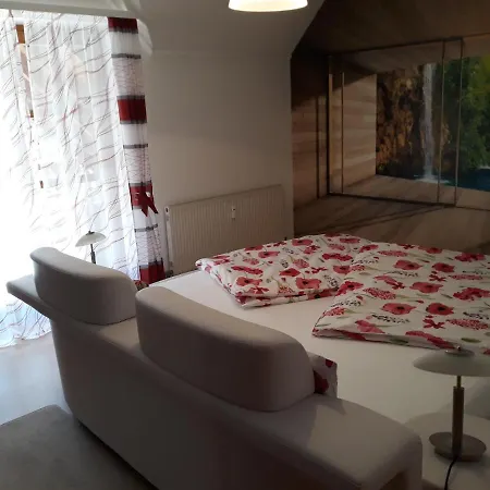 Appartamento Ferienwohnung/ Ferienresidenze Manuela *