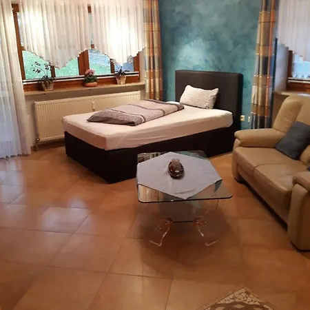 Appartamento Ferienwohnung/ Ferienresidenze Manuela *
