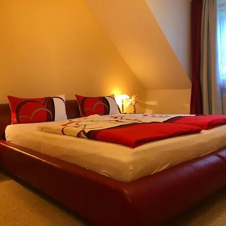 Ferienwohnung/ Ferienresidenze Manuela Apartman Obertrubach