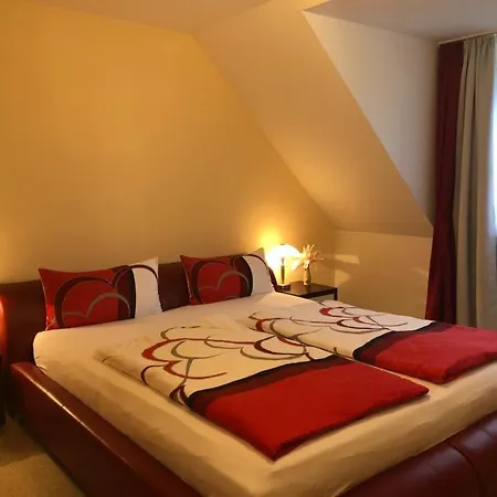 Ferienwohnung/ Ferienresidenze Manuela Apartment *