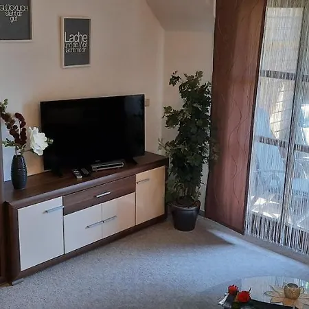 Ferienwohnung/ Ferienresidenze Manuela * オーバートルバッハ