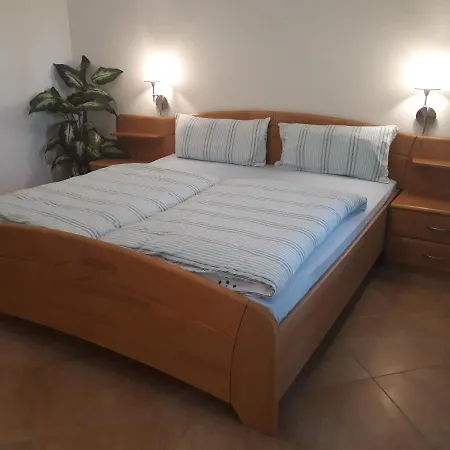Apartment Ferienwohnung/ Ferienresidenze Manuela *