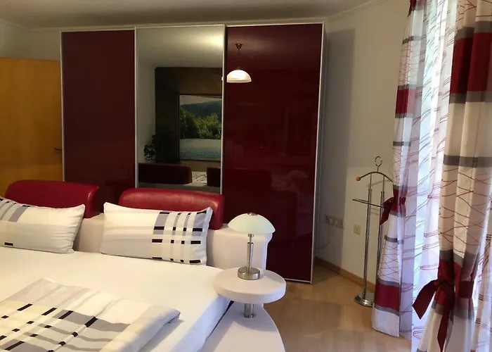 Ferienwohnung/ Ferienresidenze Manuela *